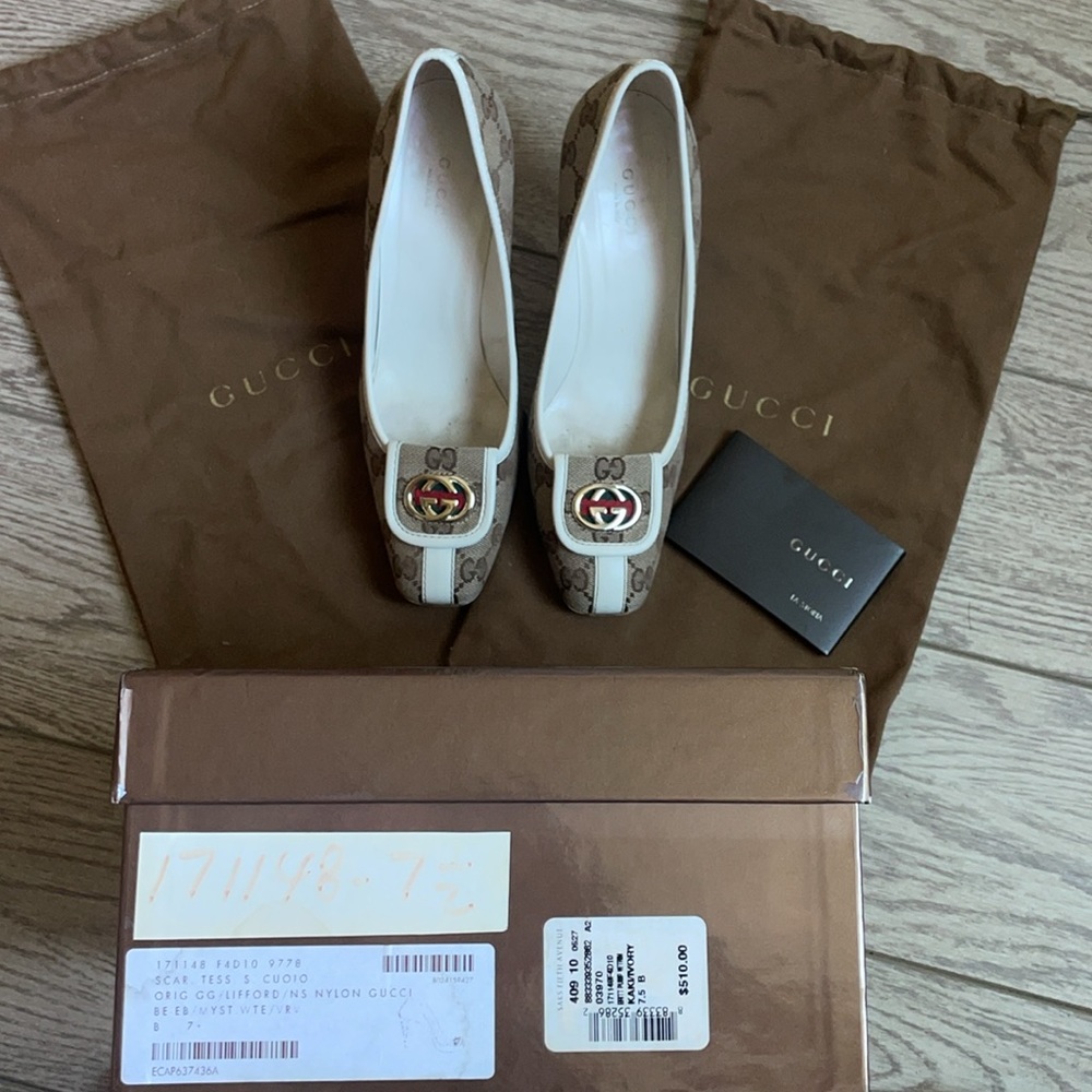 Gucci monogram heels. Good condition. Comes in box with protector bags.